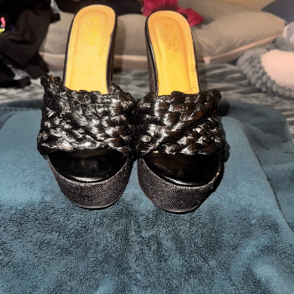 Chic Black Women's Platform Sandals
